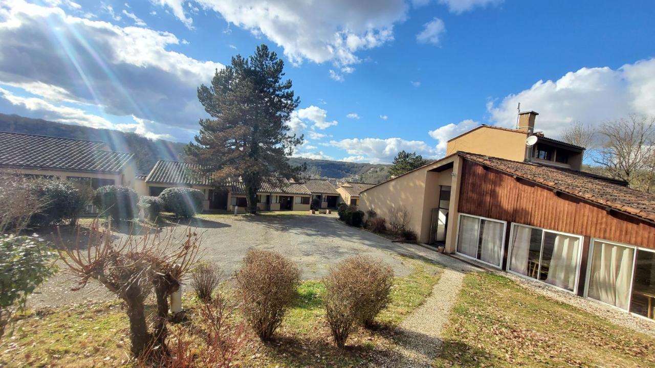 Village Bord De Ciel Caylus Exterior foto